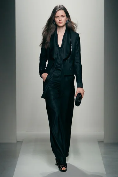 Look 27